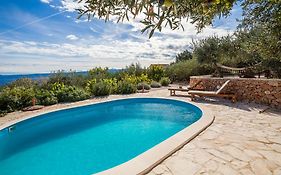 Holiday home Zlatni san - couples favorite gem - private pool